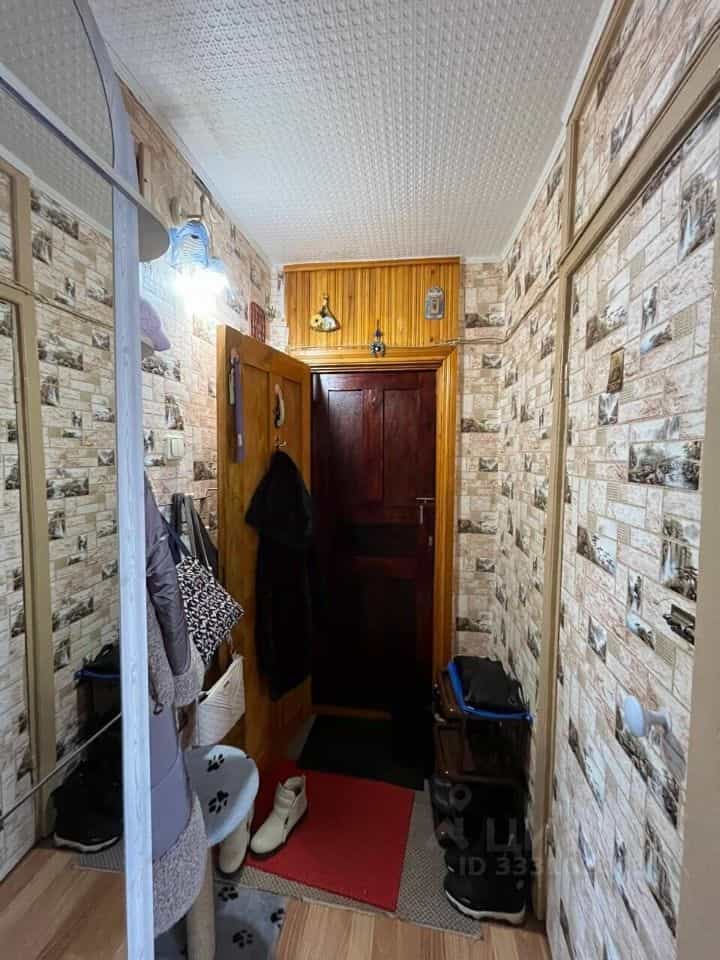 Россия, Оренбургская область, посёлок Комаровский, улица Комарова, 5, фото 11