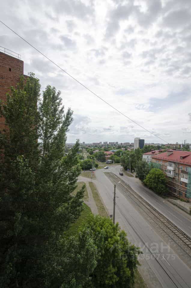 Россия, Омск, улица Челюскинцев, 90, фото 2