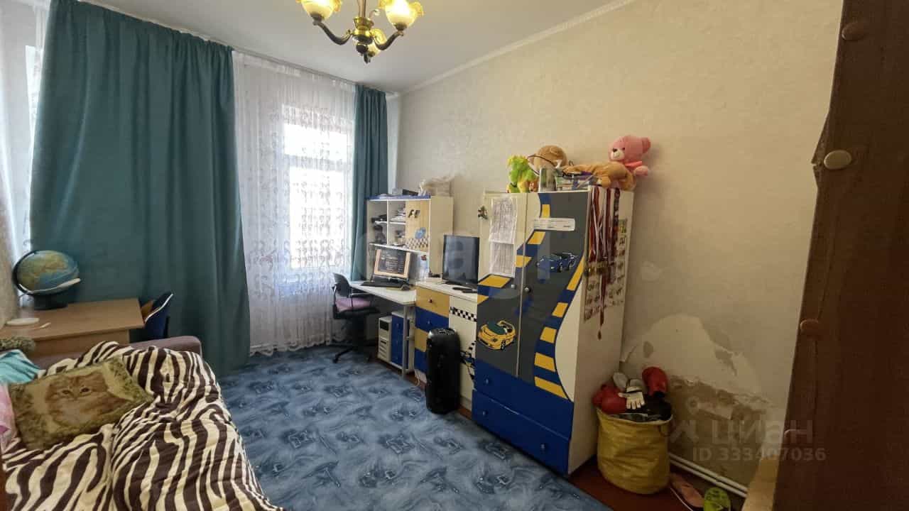 Россия, Калининградская область, Озёрск, улица Суворова, 13, фото 9