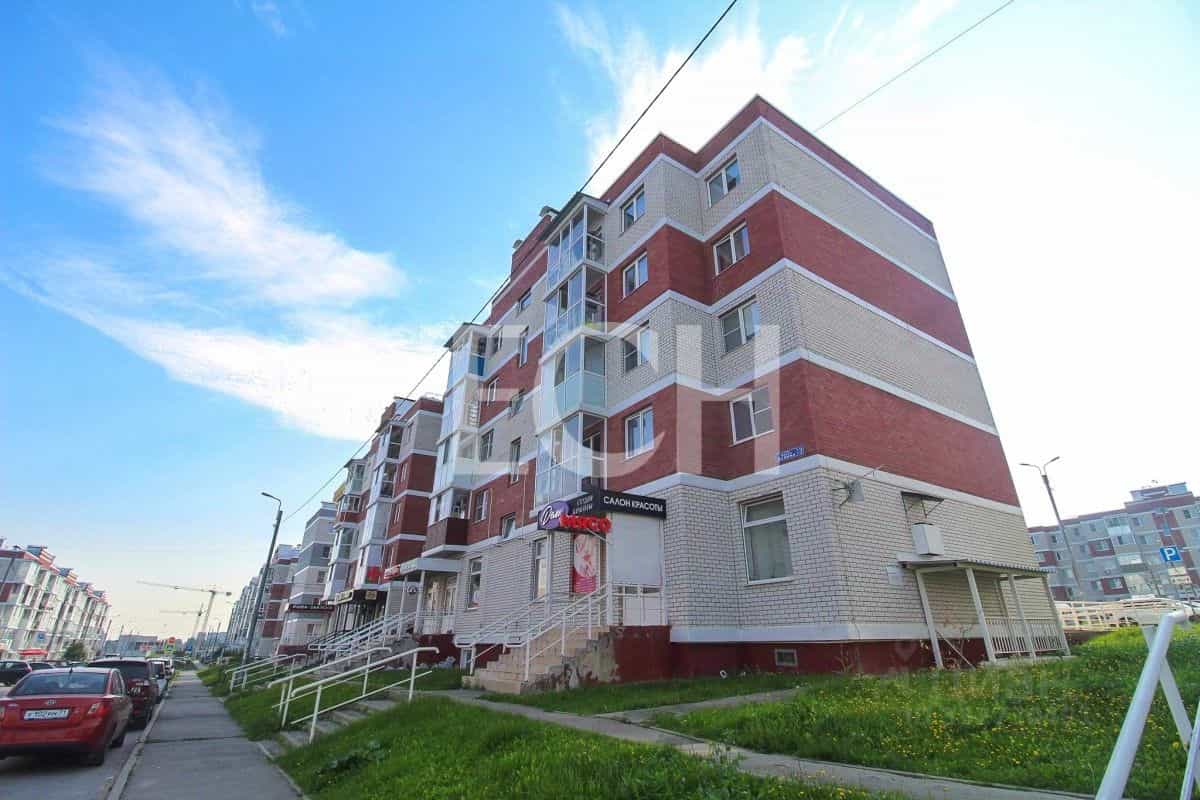 Россия, Тула, микрорайон Петровский квартал, улица Ивана Бунина, 3