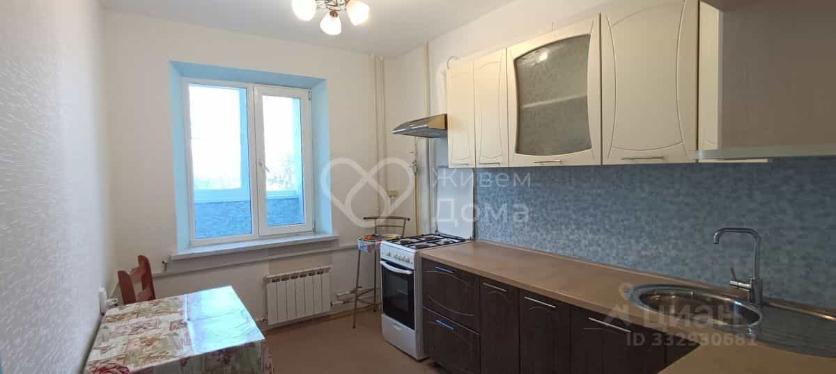 Россия, Волгоград, улица Янки Купалы, 64