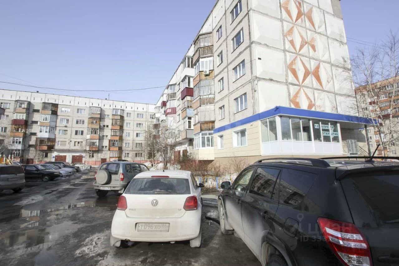 Россия, Ханты-Мансийский автономный округ — Югра, Сургут, Комсомольский проспект, 12, фото 33