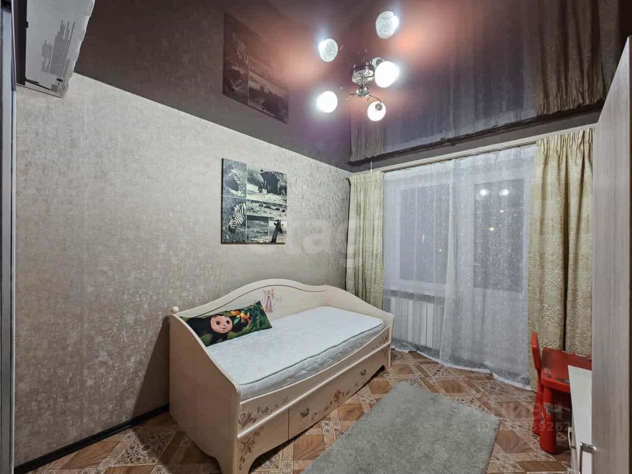 Россия, Республика Татарстан (Татарстан), Набережные Челны, проспект Мира, 52/16, фото 12