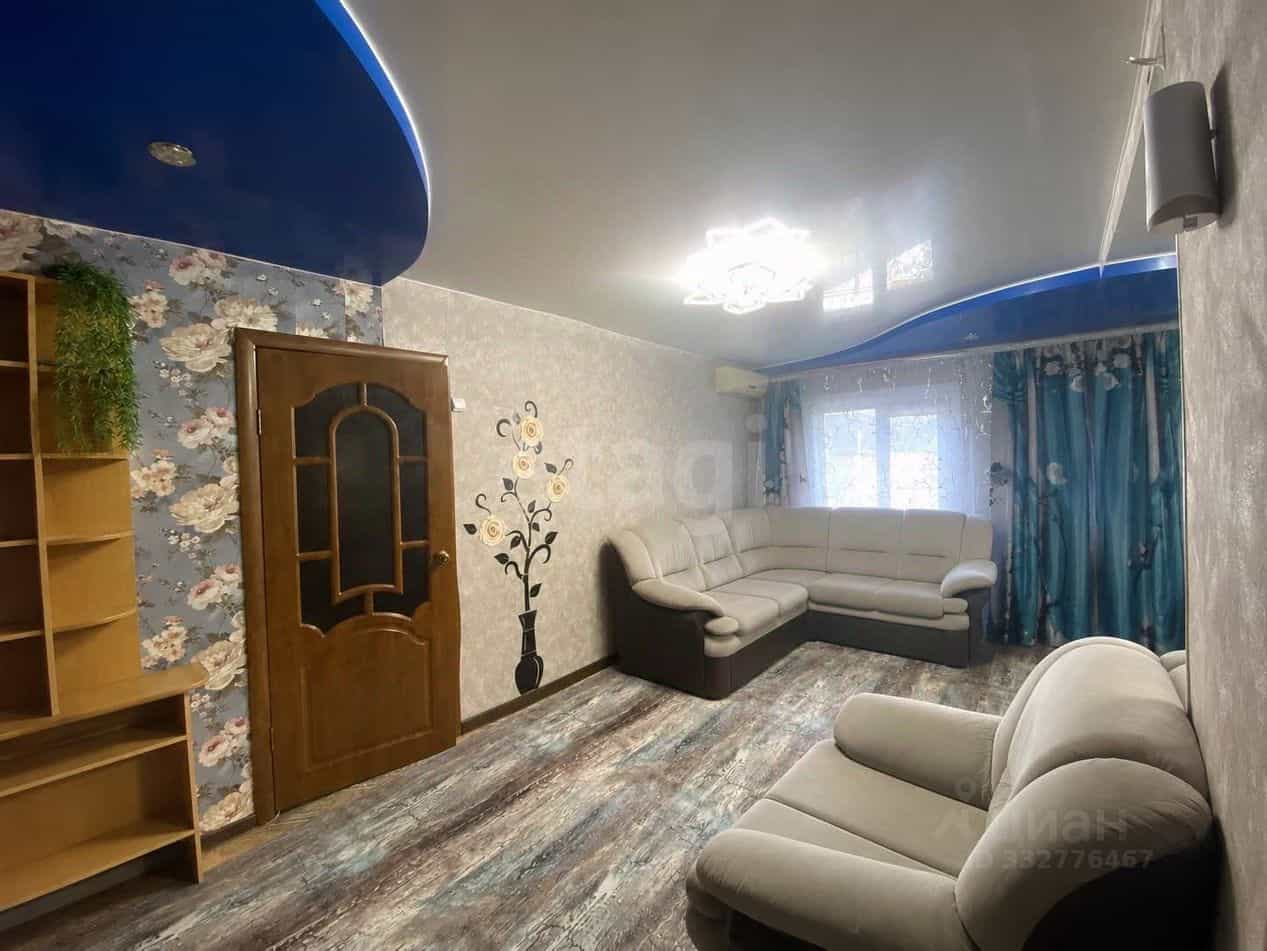 Россия, Курган, проспект Маршала Голикова, 38к14, фото 3