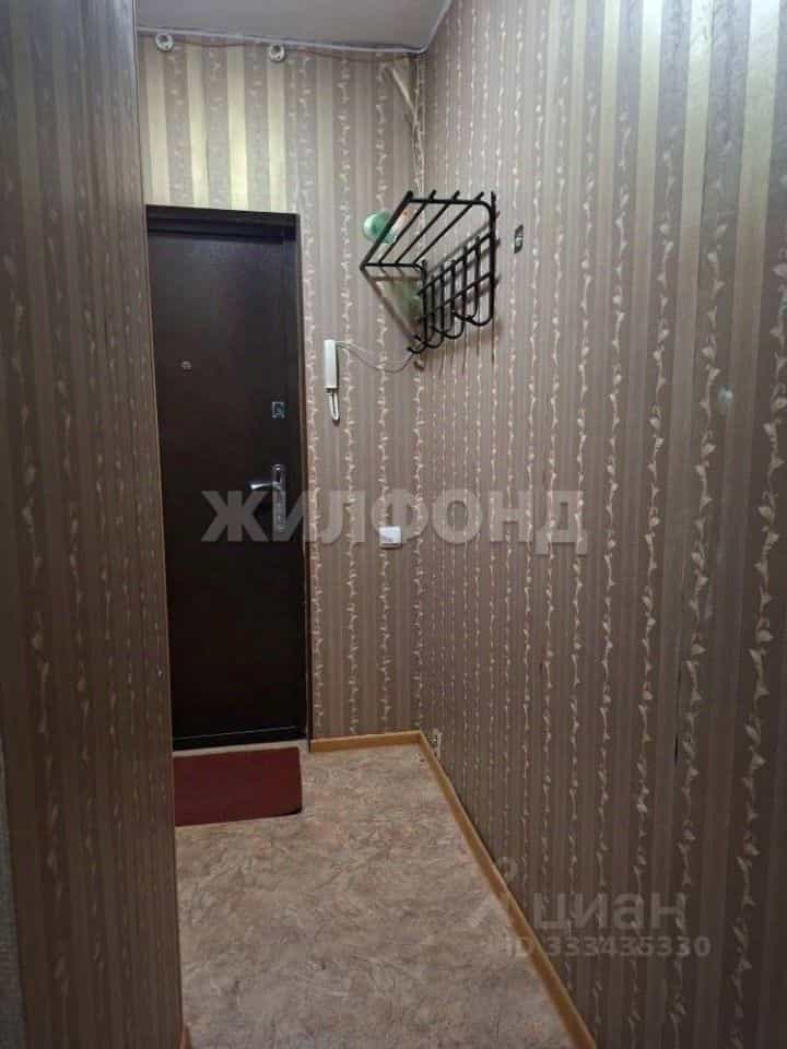 Россия, Новосибирск, улица Виктора Уса, 9, фото 10