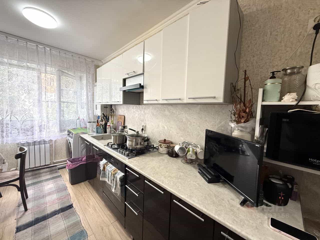 Россия, Новгородская область, Валдай, Февральская улица, 63Б