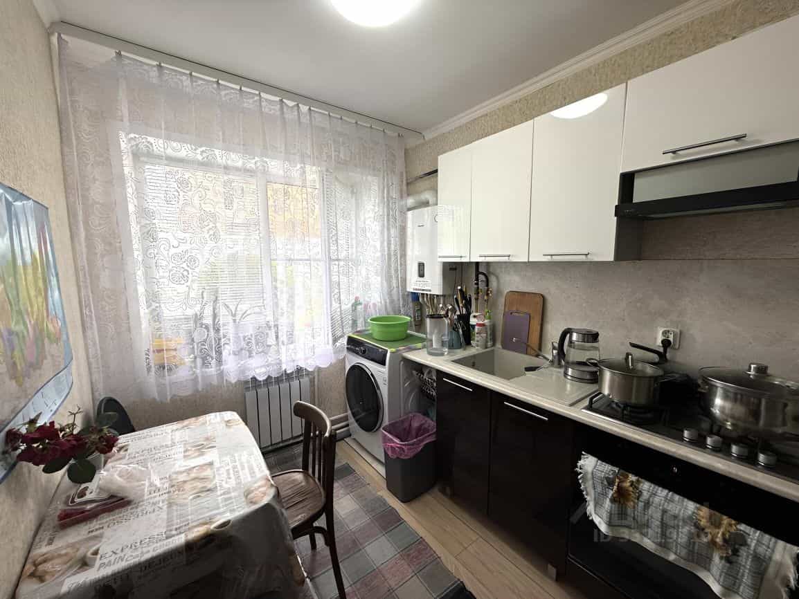 Россия, Новгородская область, Валдай, Февральская улица, 63Б, фото 2