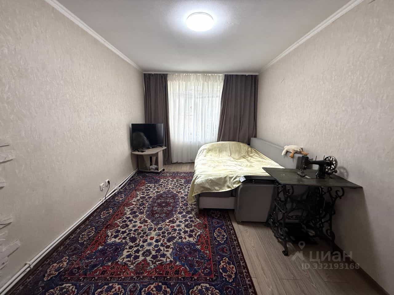 Россия, Новгородская область, Валдай, Февральская улица, 63Б, фото 6