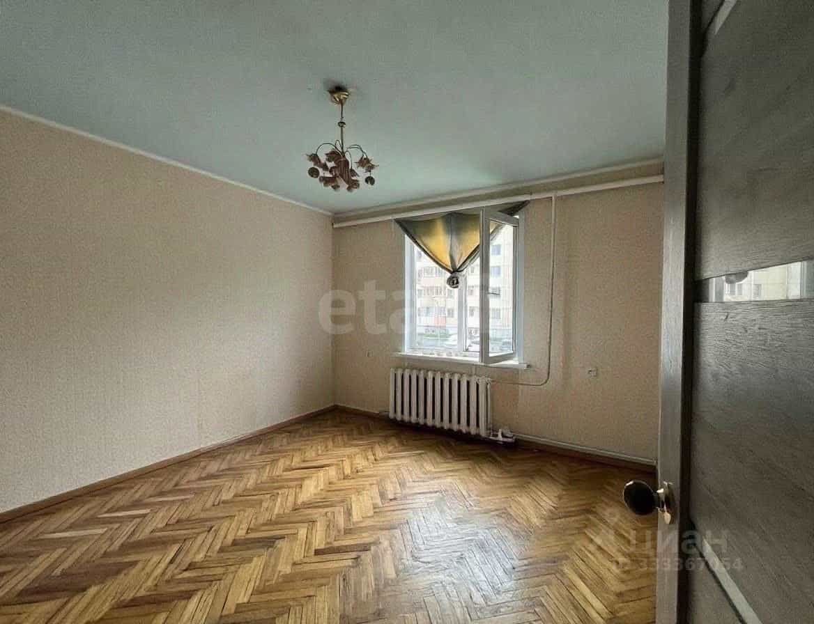 Россия, Ханты-Мансийск, улица Чкалова, 64, фото 16