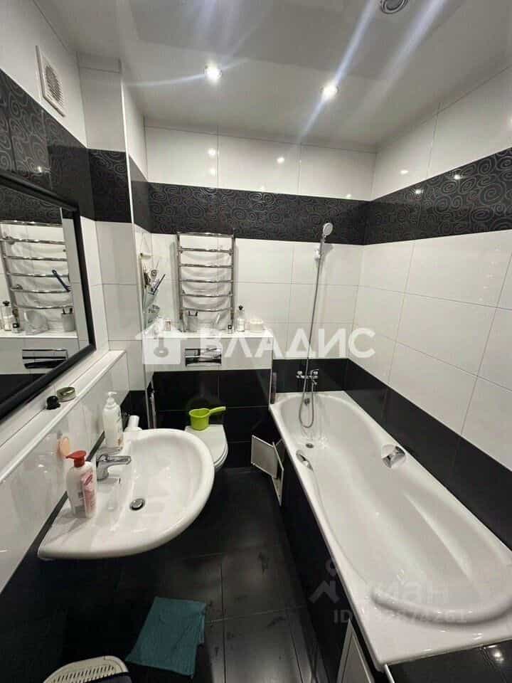 Россия, Калининград, улица Багратиона, 144А, фото 4