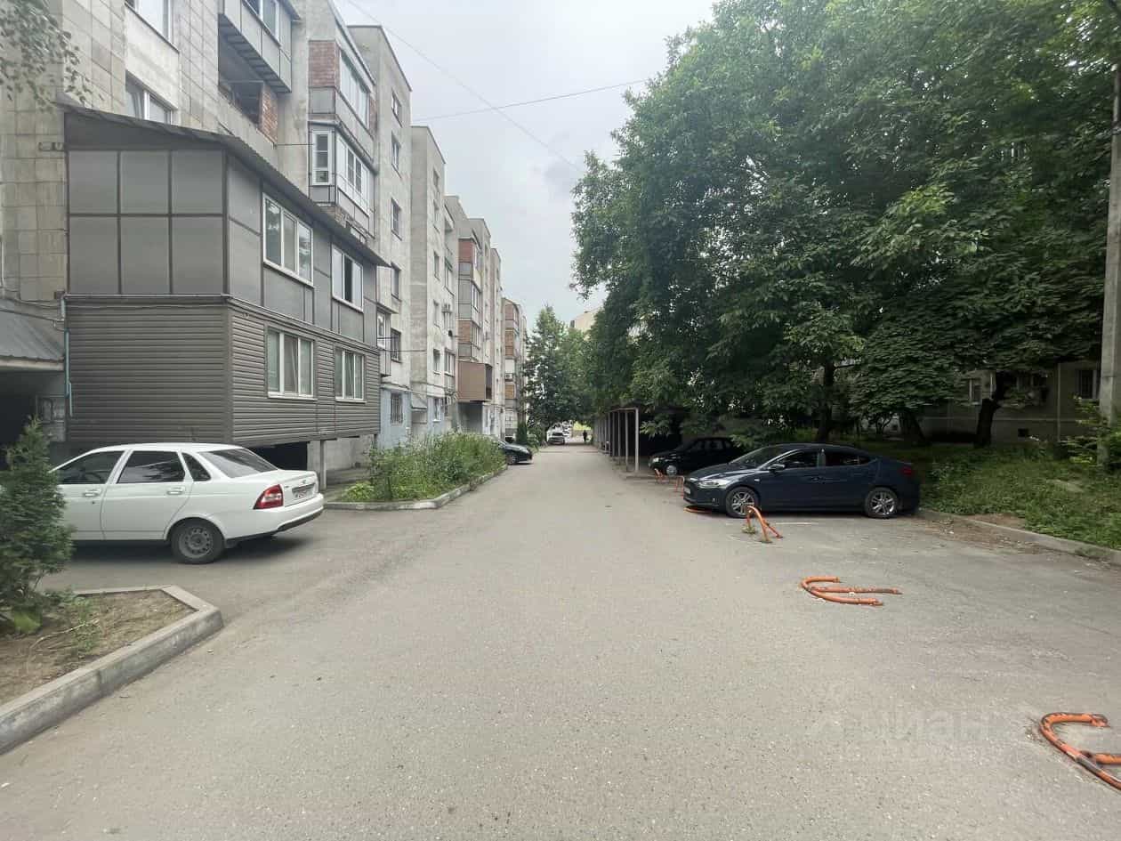 Россия, Кабардино-Балкарская Республика, Нальчик, улица Ватутина, 24/1, фото 20
