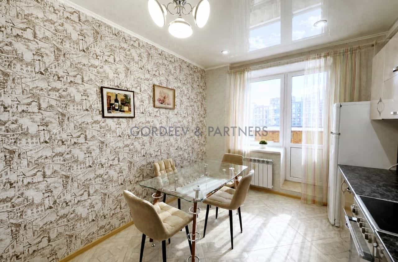 Россия, Республика Татарстан (Татарстан), Казань, улица Павлюхина, 37, фото 5