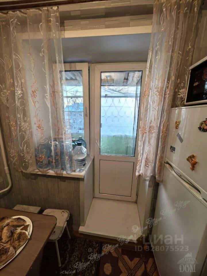 Россия, Еврейская автономная область, Облученский муниципальный район, посёлок Теплоозёрск, улица Лазо, 22, фото 2