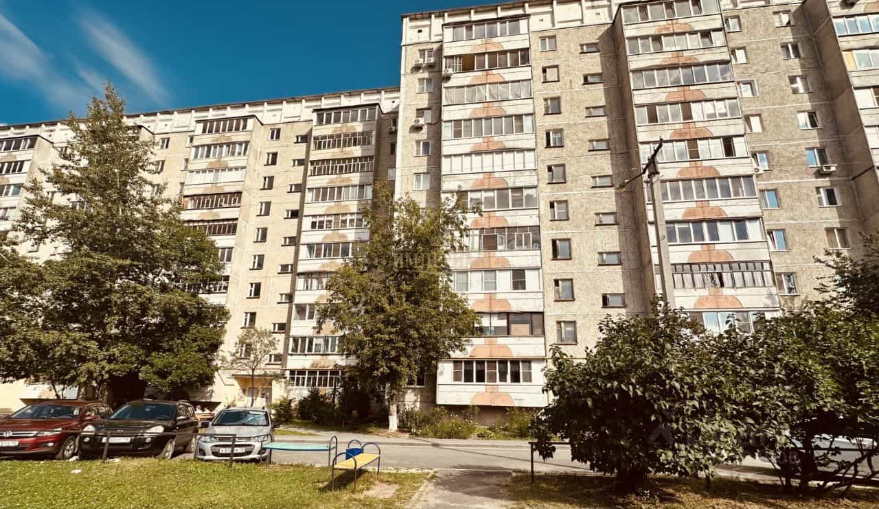 Россия, Республика Марий Эл, Йошкар-Ола, улица Кирова, 15, фото 2