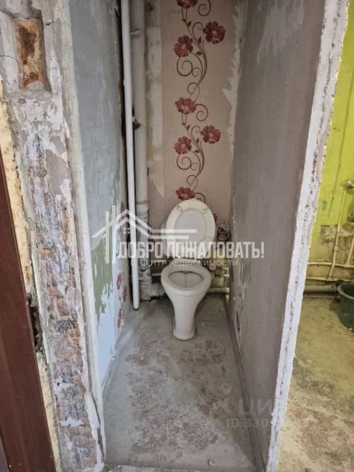 Россия, Республика Хакасия, Абакан, проспект Дружбы Народов, 20, фото 9