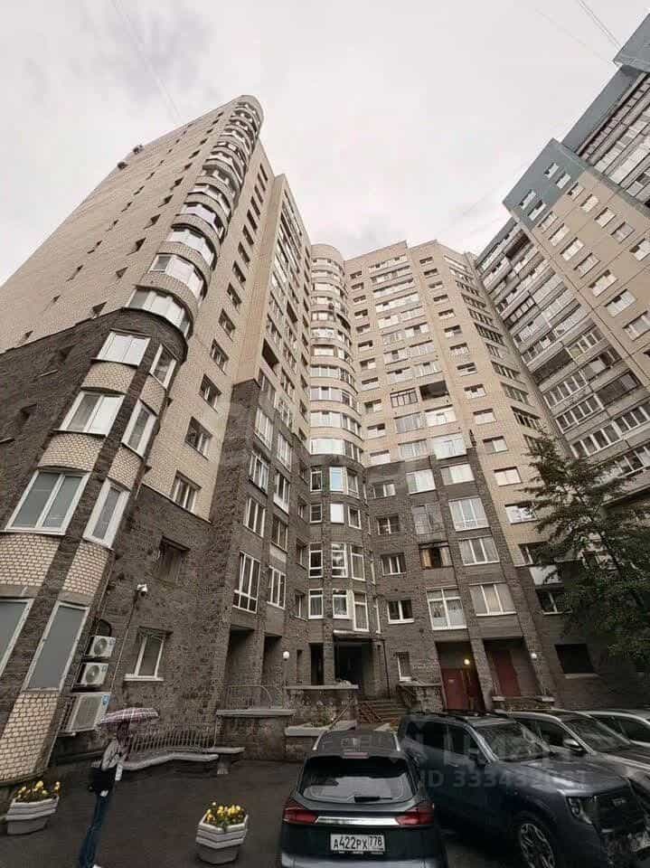Россия, Санкт-Петербург, Комендантский проспект, 42к1, фото 2
