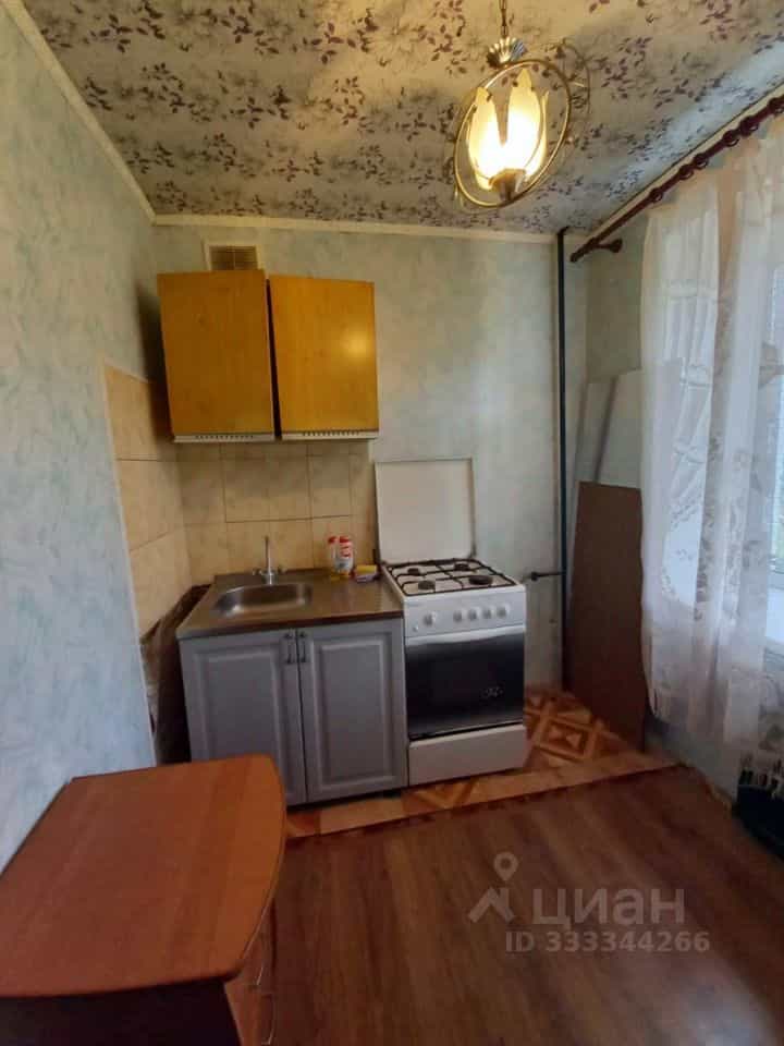 Россия, Ярославская область, Углич, улица Победы, 5, фото 2