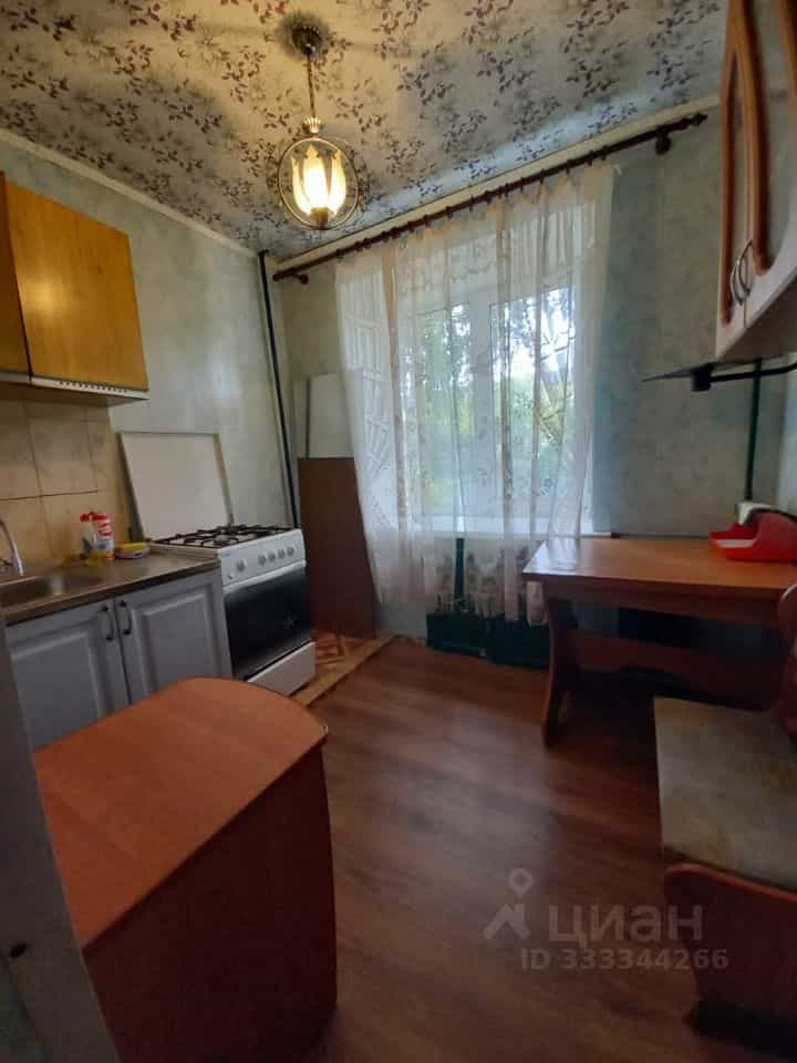 Россия, Ярославская область, Углич, улица Победы, 5, фото 3