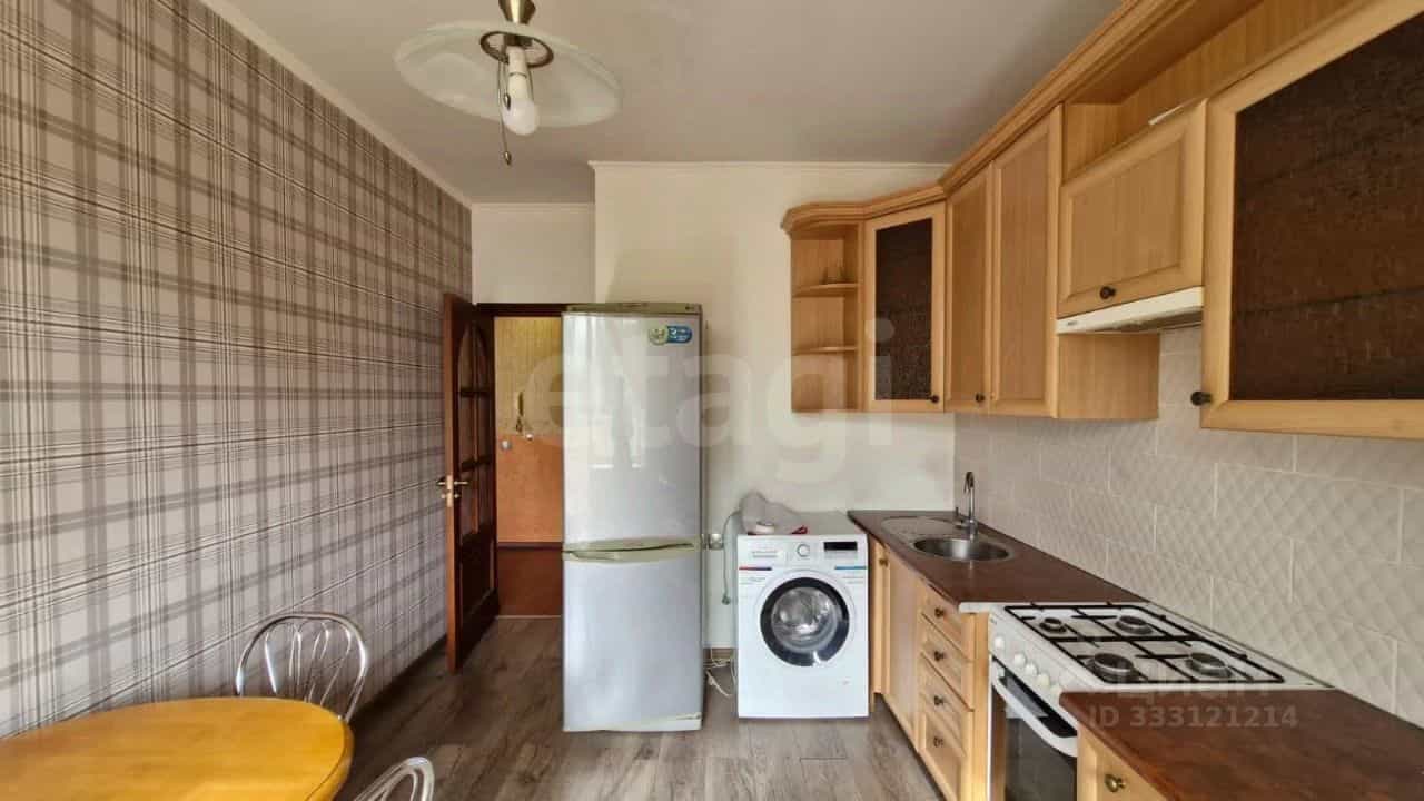 Россия, Калининград, улица Вилория Бусловского, 1, фото 7