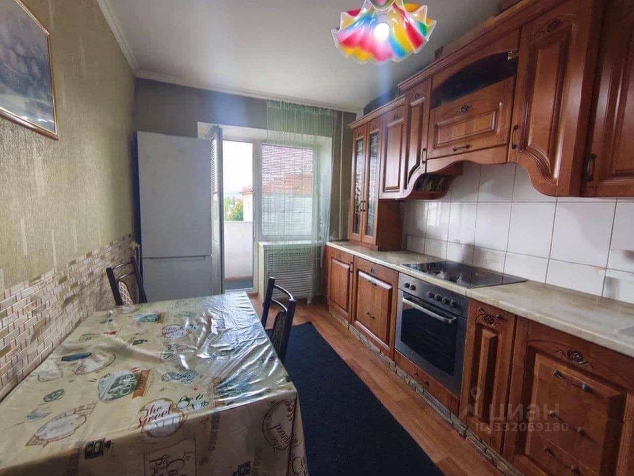 Россия, Кабардино-Балкарская Республика, Нальчик, улица Идарова, 37, фото 2
