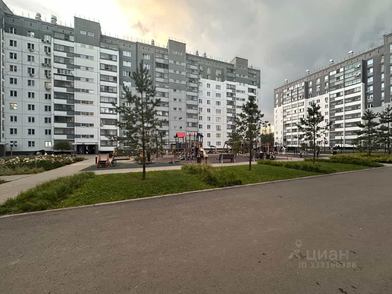 Россия, Челябинск, улица Дмитрия Неаполитанова, 38