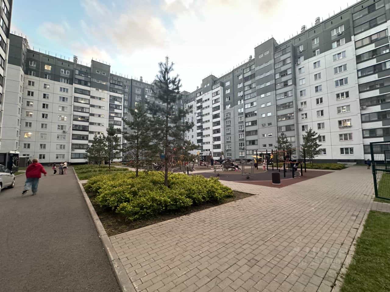 Россия, Челябинск, улица Дмитрия Неаполитанова, 38, фото 2