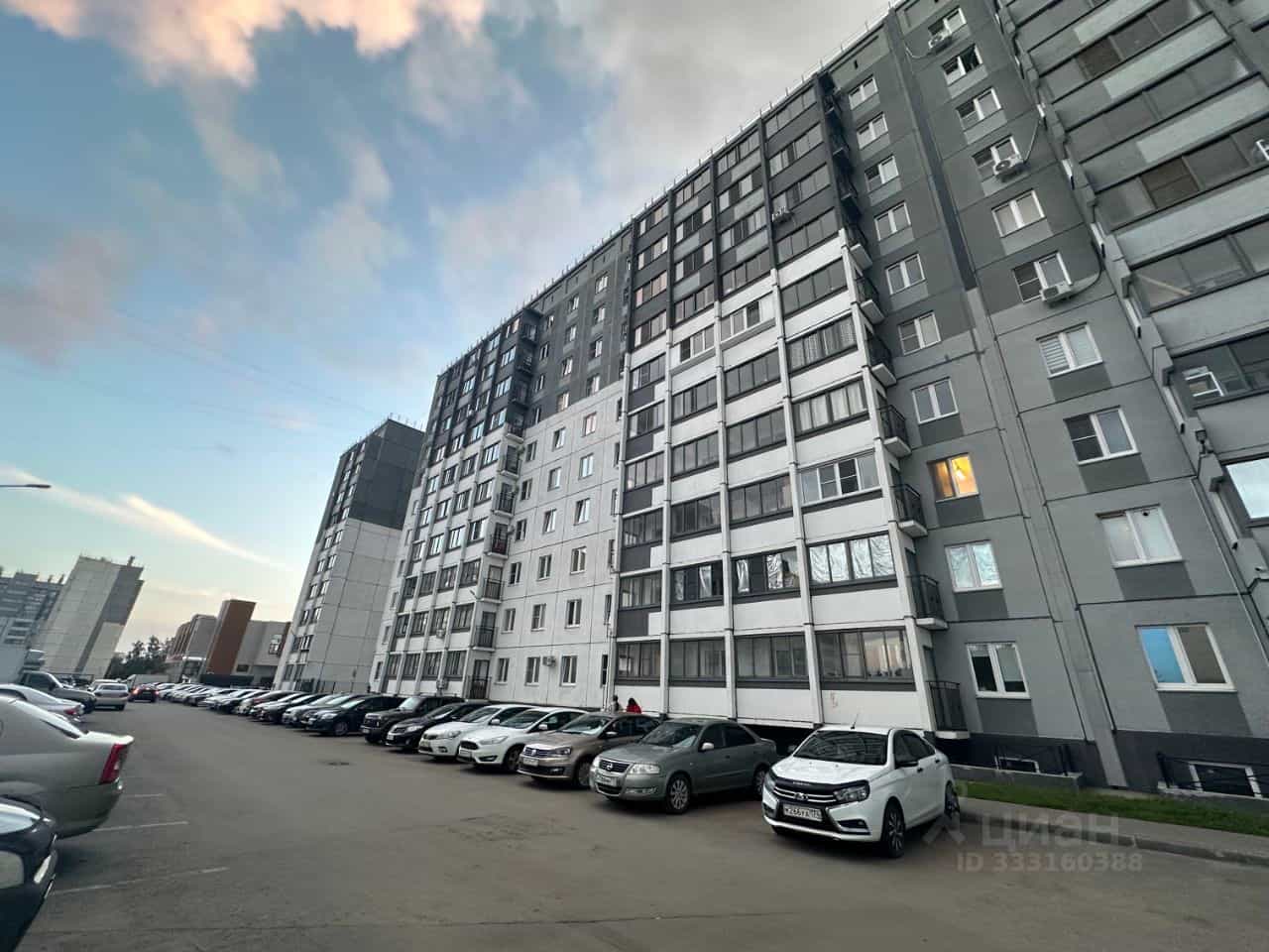Россия, Челябинск, улица Дмитрия Неаполитанова, 38, фото 6