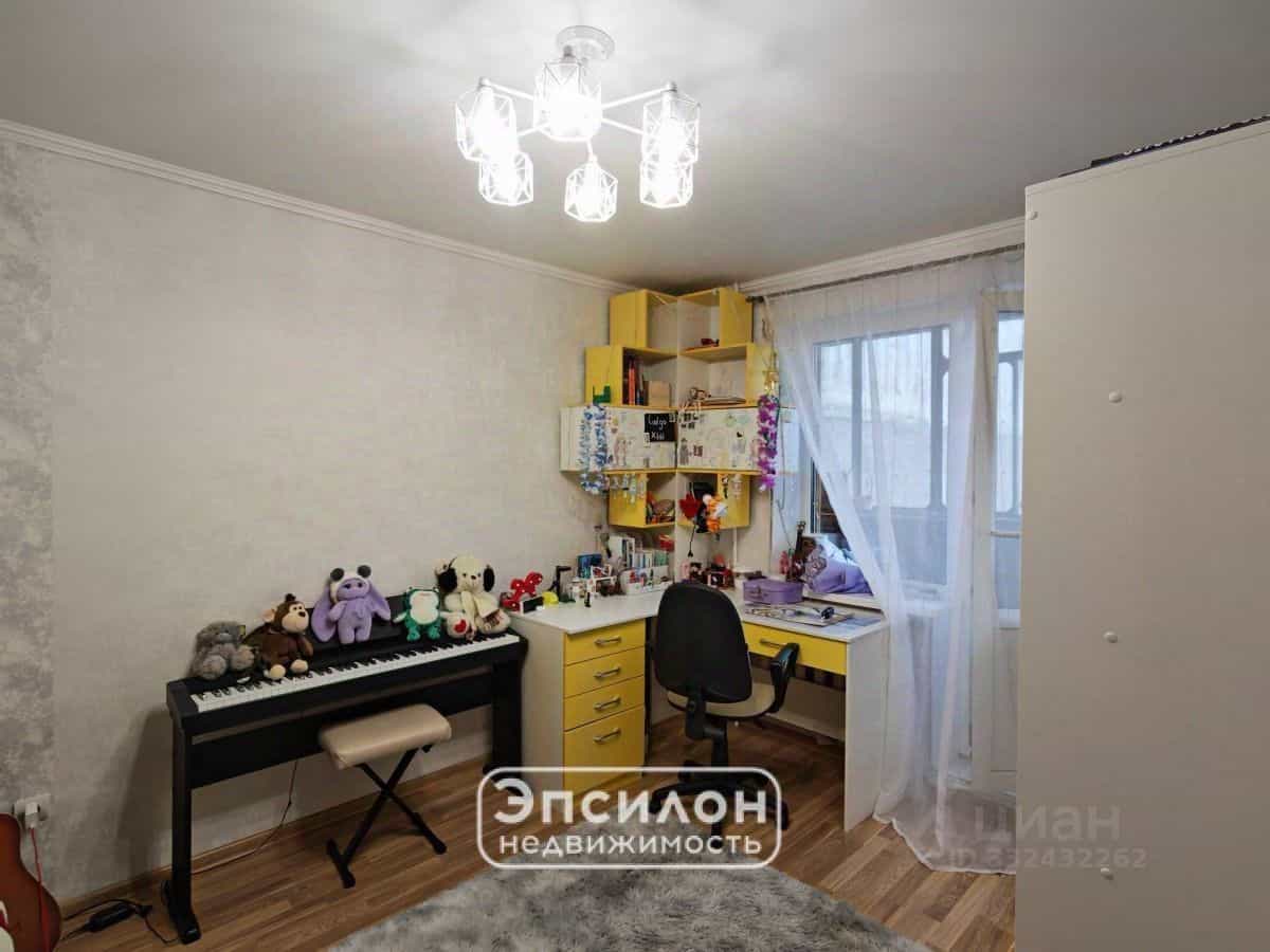 Россия, Курск, микрорайон Северо-Западный, улица Константина Воробьёва, 21, фото 8