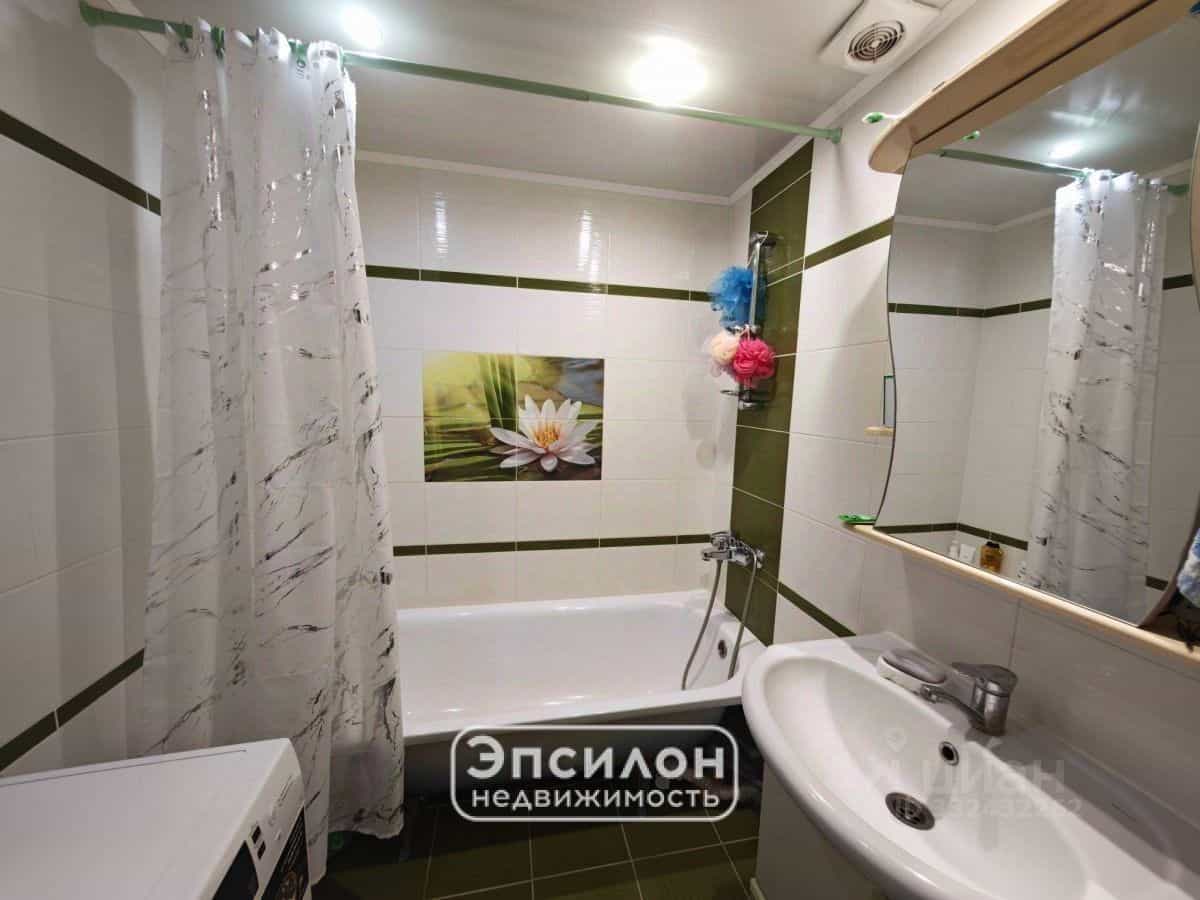 Россия, Курск, микрорайон Северо-Западный, улица Константина Воробьёва, 21, фото 12
