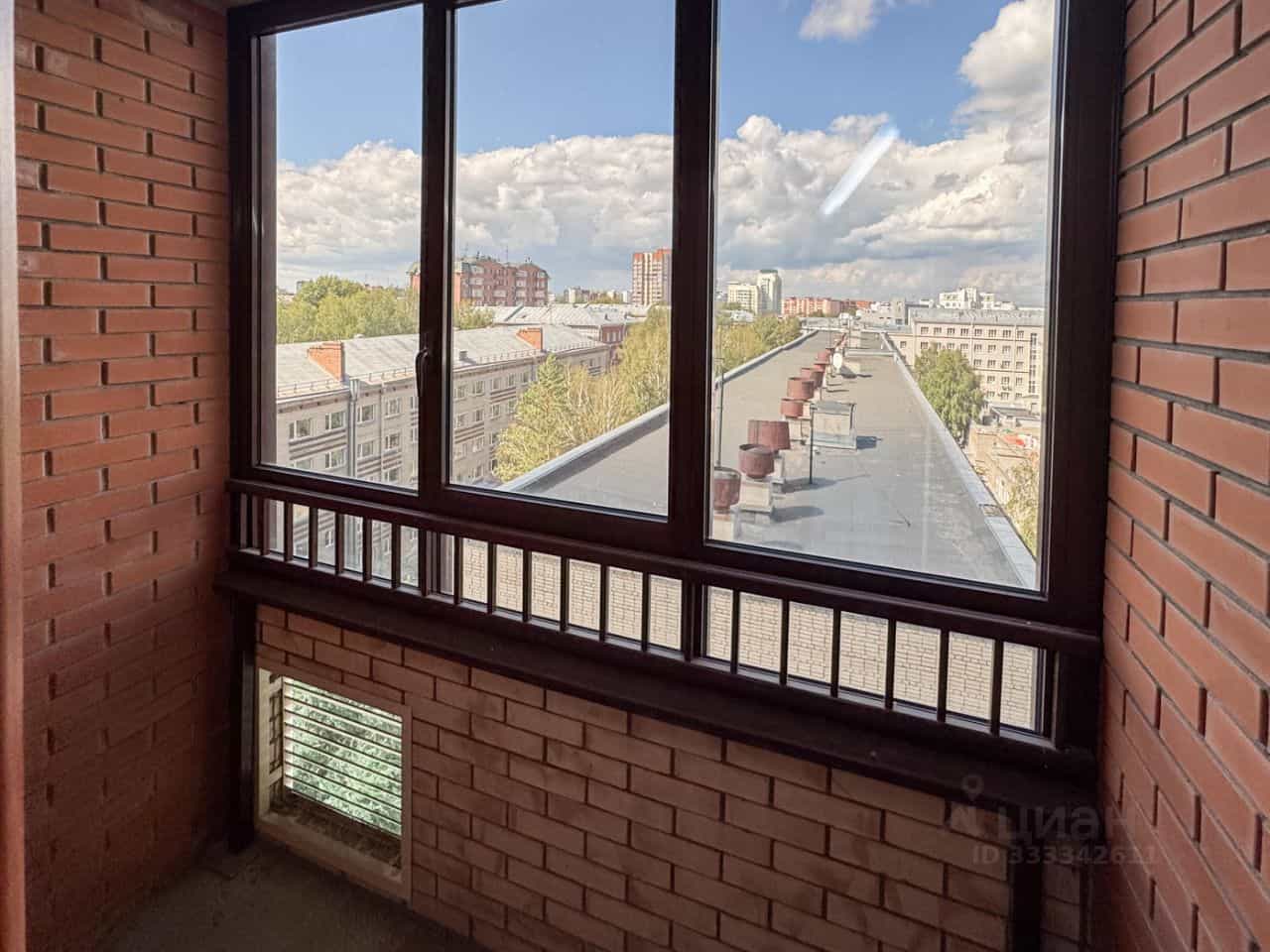Россия, Новосибирск, улица Немировича-Данченко, 167/1, фото 7