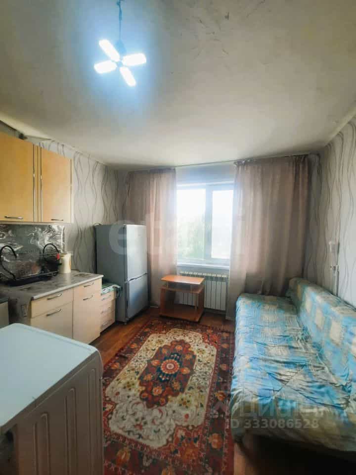 Россия, Алтайский край, Бийск, улица Михаила Кутузова, 21, фото 4