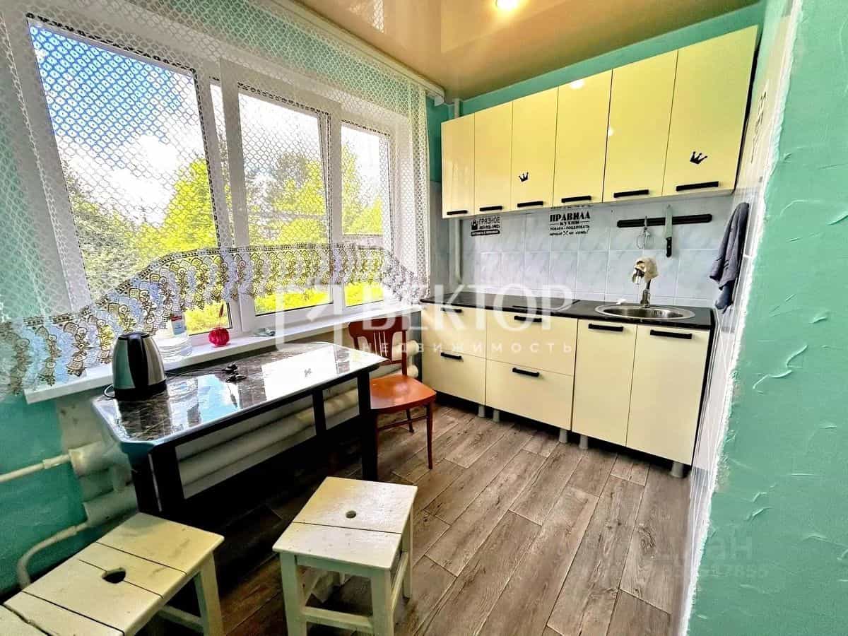 Россия, Ивановская область, посёлок Пестяки, улица Калинина, 9