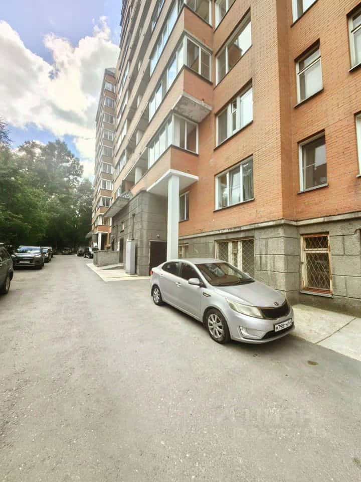 Россия, Новосибирск, Тополёвая улица, 16, фото 2