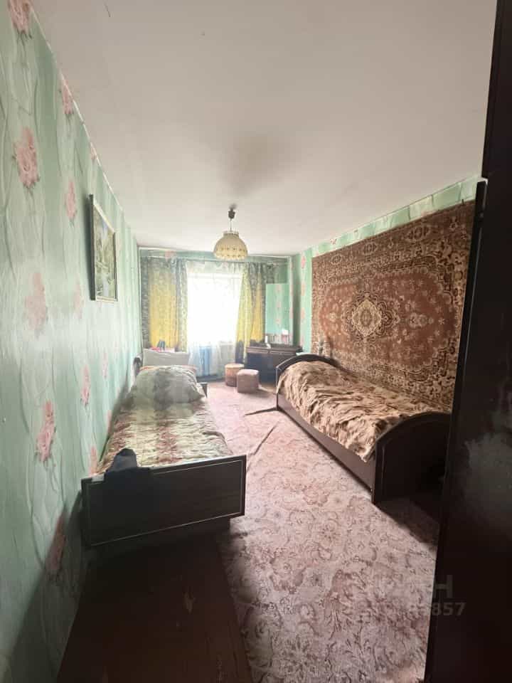 Россия, Тверская область, Кашин, улица Ленина, 36, фото 5
