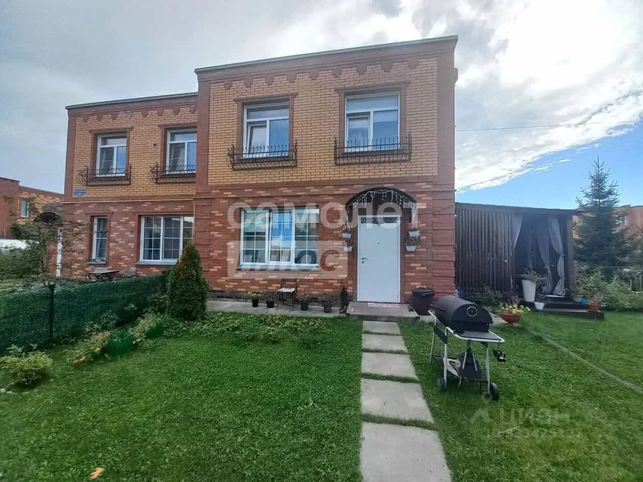 Россия, село Новолуговое, микрорайон Берёзки-2, 1-й квартал, 30