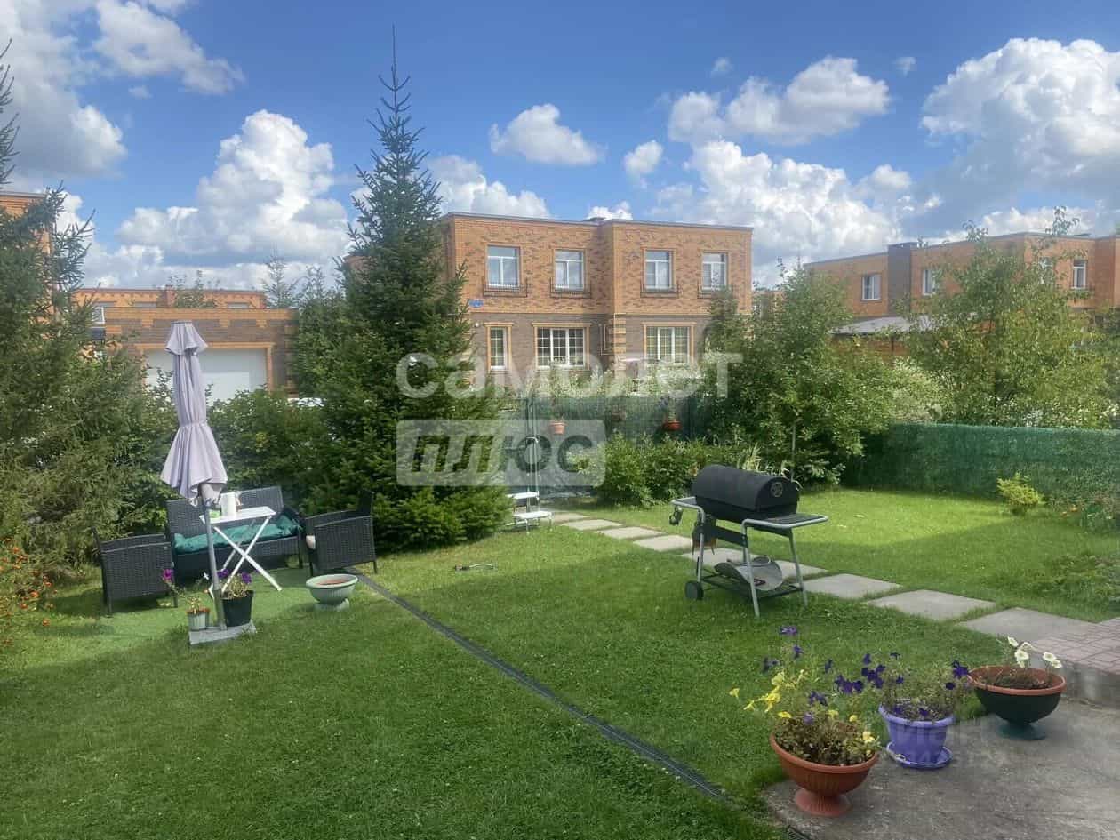 Россия, село Новолуговое, микрорайон Берёзки-2, 1-й квартал, 30, фото 4