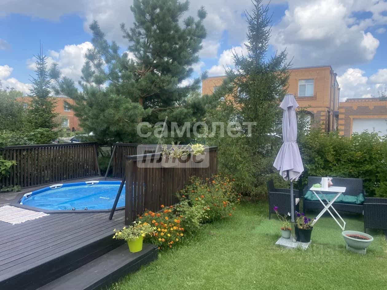 Россия, село Новолуговое, микрорайон Берёзки-2, 1-й квартал, 30, фото 5