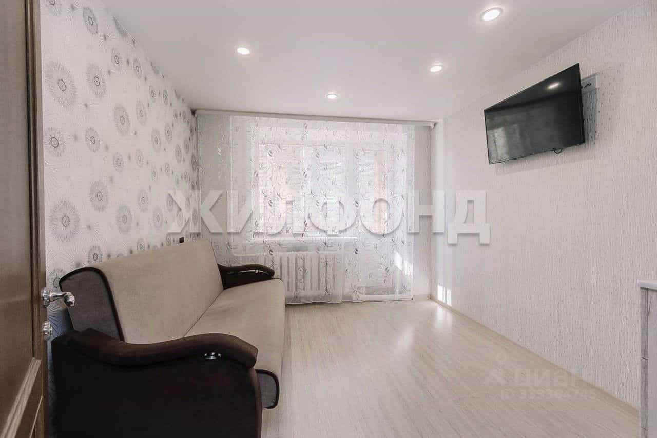 Россия, Новосибирск, улица Ватутина, 65, фото 5