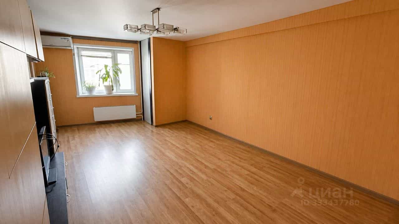 Россия, Республика Татарстан (Татарстан), Казань, улица Симонова, 15, фото 4