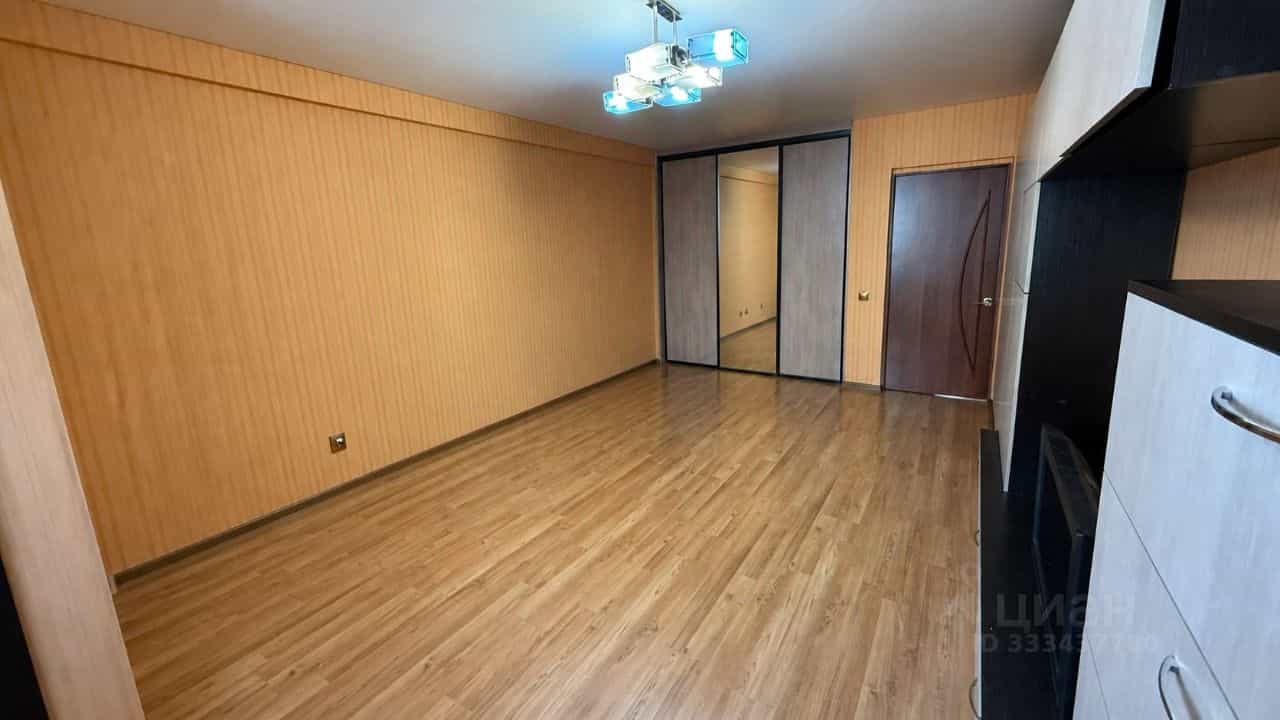 Россия, Республика Татарстан (Татарстан), Казань, улица Симонова, 15, фото 6