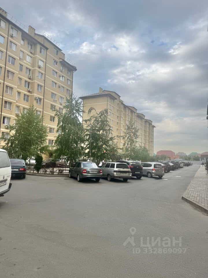 Россия, Республика Адыгея (Адыгея), Тахтамукайский район, посёлок городского типа Яблоновский, Шоссейная улица, 70/1, фото 9