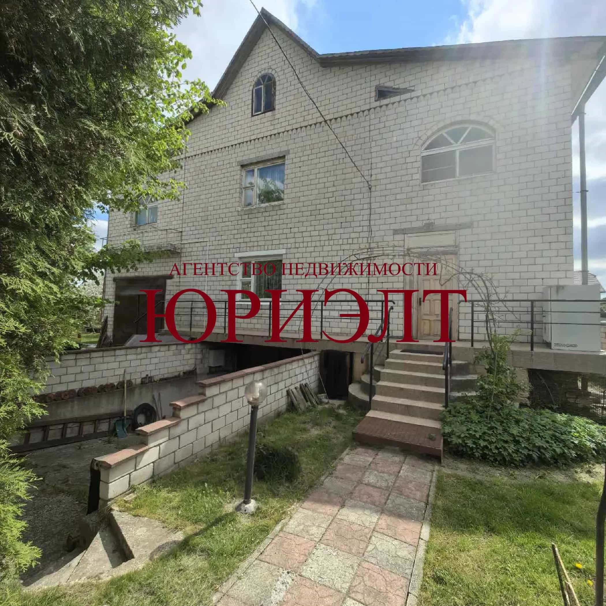 Беларусь, Гомельский район, агрогородок Красное, Полевая улица, 14