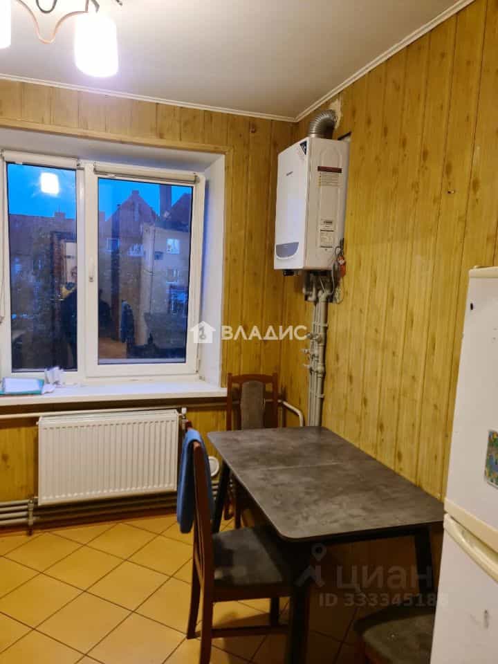 Россия, Калининградская область, Черняховск, Школьная улица, 1, фото 12