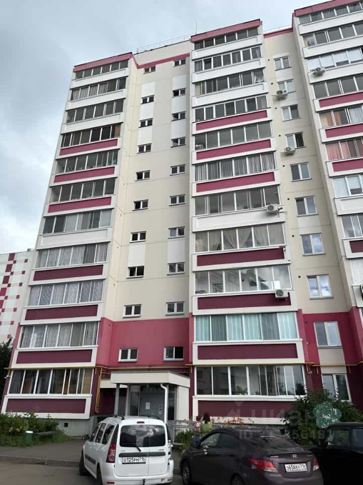 Россия, Республика Татарстан (Татарстан), Набережные Челны, посёлок ЗЯБ, ЖК Красные Челны, 4