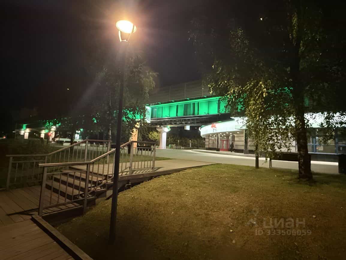 Россия, Москва, улица Адмирала Руднева, 12, фото 10