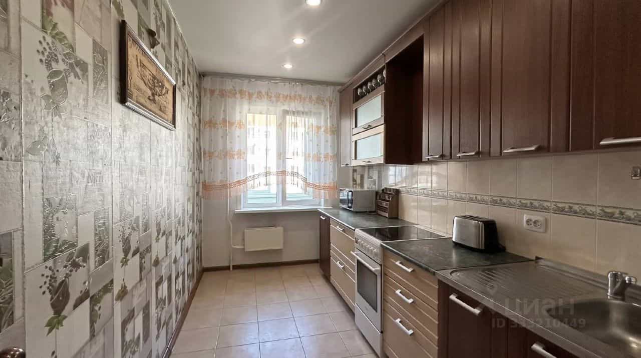 Россия, Иркутск, микрорайон Университетский, 72, фото 2