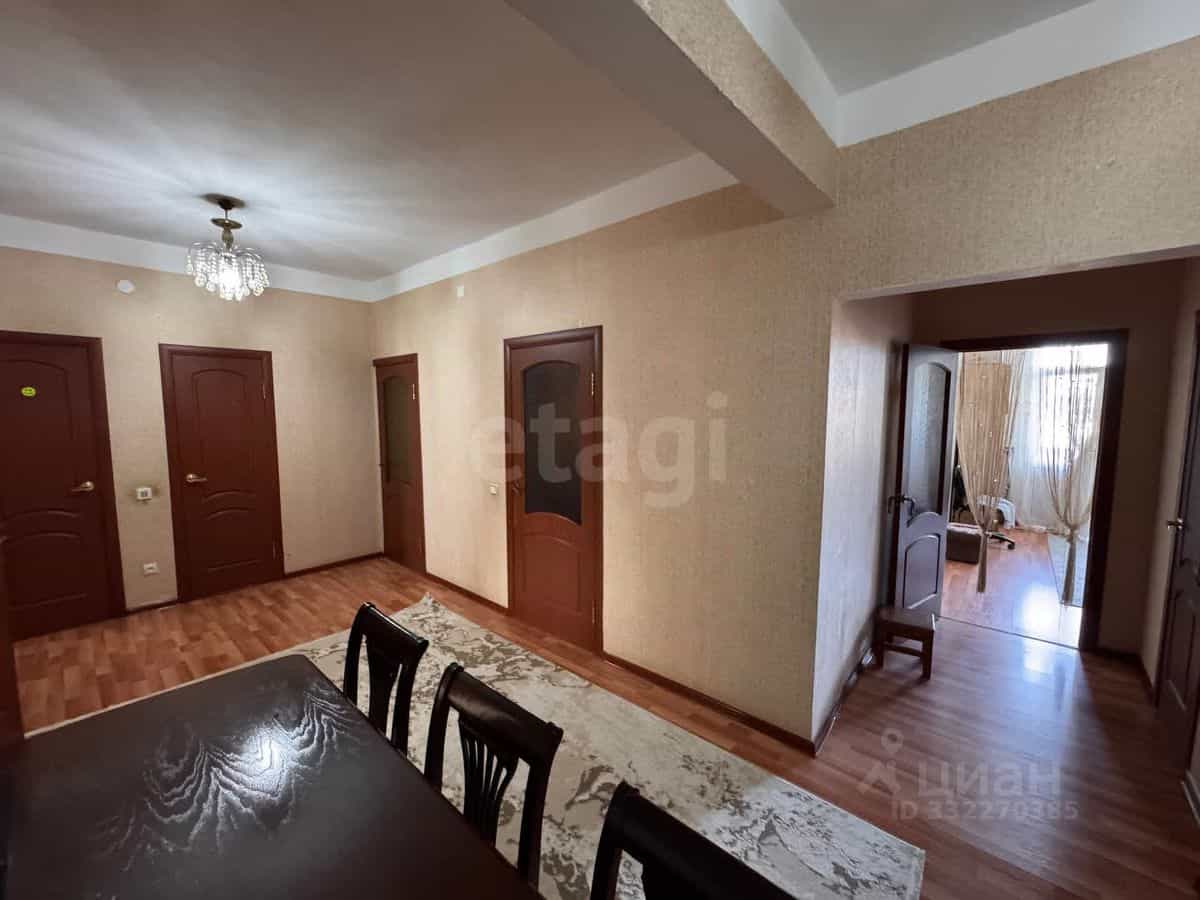 Россия, Республика Дагестан, Махачкала, улица Кадиева, 21, фото 13