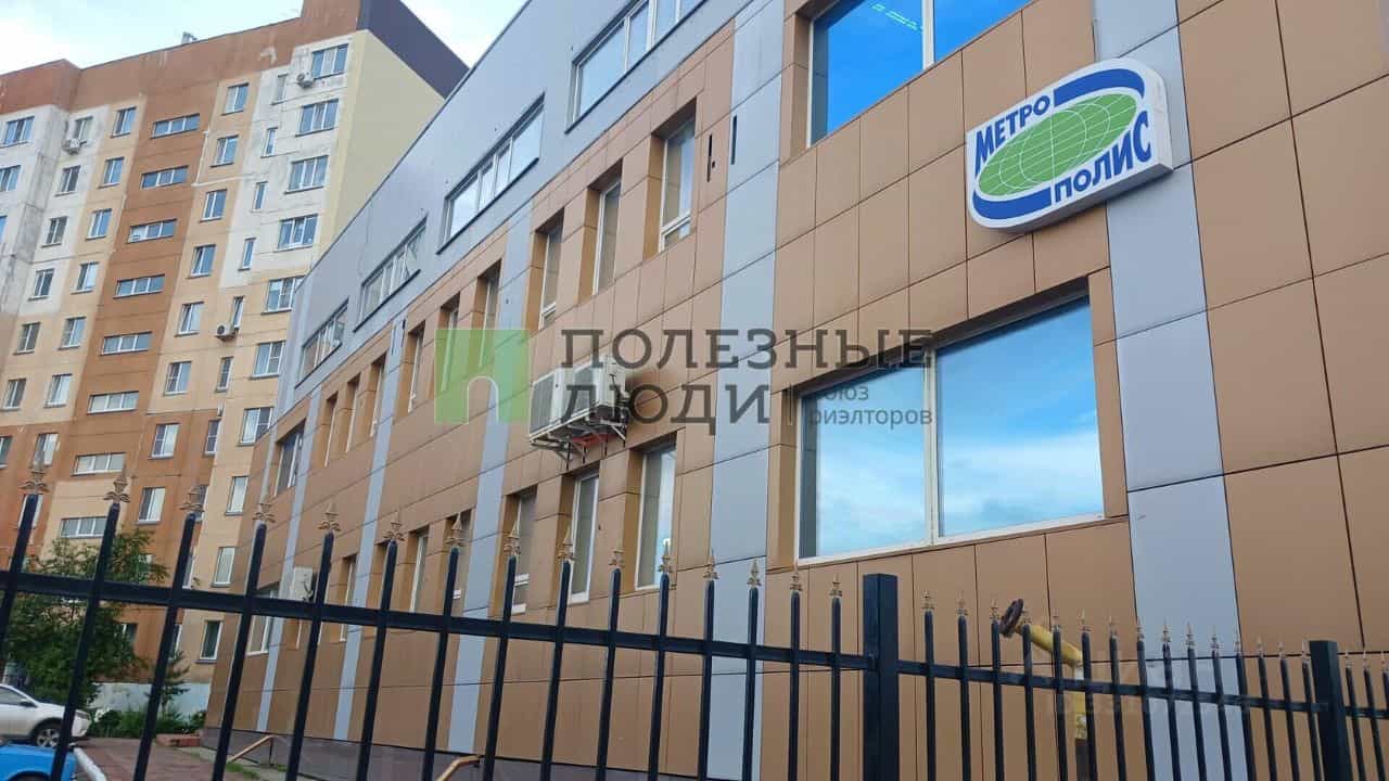 Россия, Курган, улица Бурова-Петрова, 98Г, фото 2