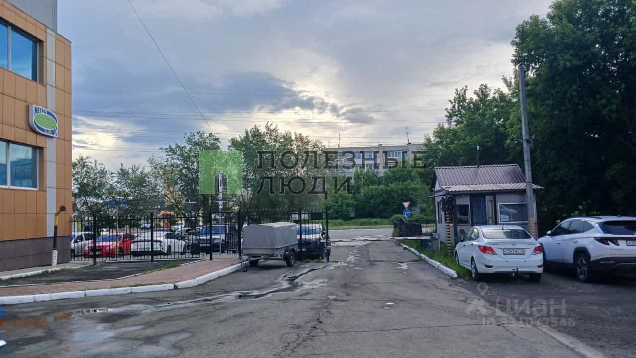 Россия, Курган, улица Бурова-Петрова, 98Г, фото 4
