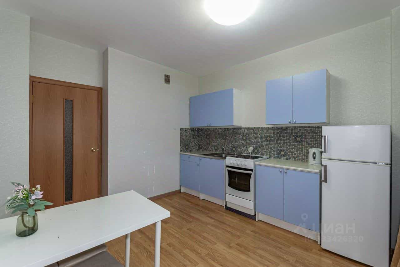 Россия, Свердловская область, Екатеринбург, улица Фурманова, 103, фото 12